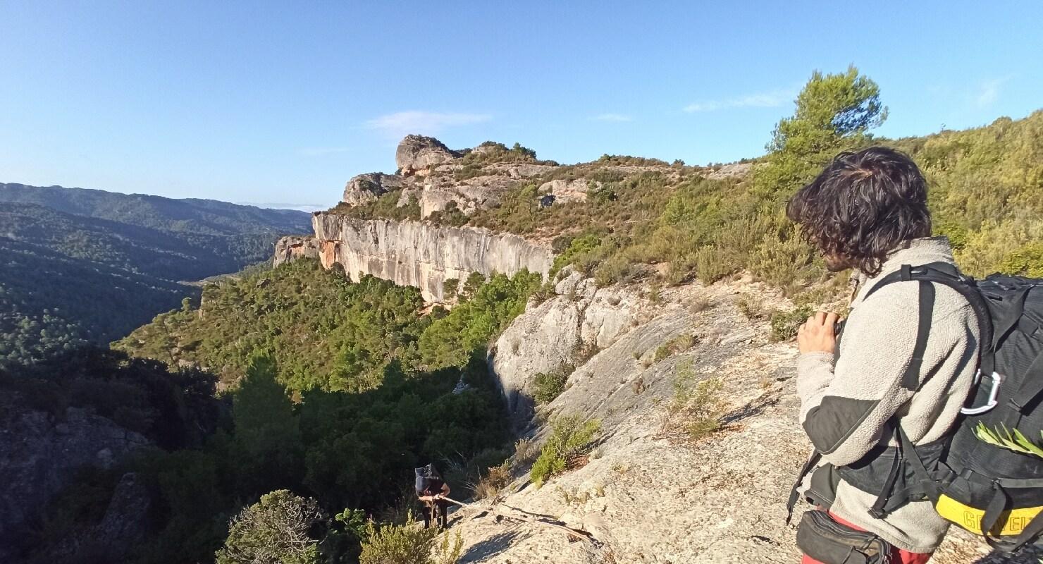 Begin / Inter rock climbing Margalef, Spain