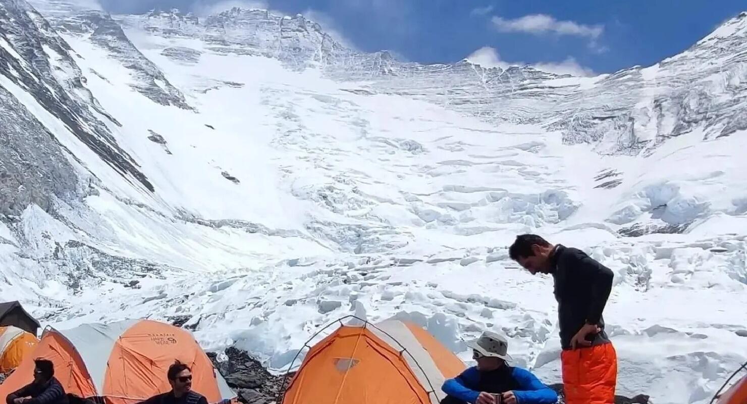 Mount Everest South 7300m Camp 3 - '23