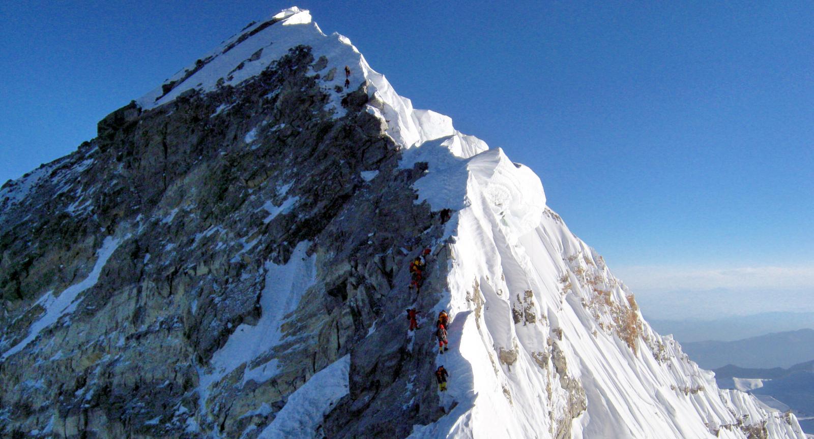 7 Summits (Everest, Aconcagua, Denali....)
